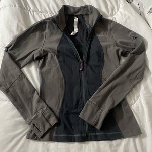 Lululemon Define Sweater 6